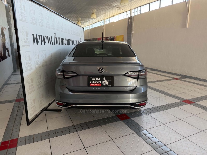 VIRTUS 1.0 200 TSI HIGHLINE AUTOMÁTICO - 2025 - PORTO ALEGRE