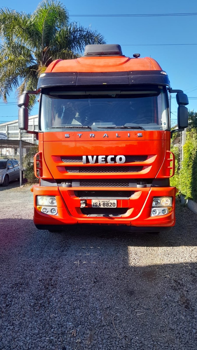 STRALIS HD 740-S42T 3 EIXOS - 2011 - CAXIAS DO SUL