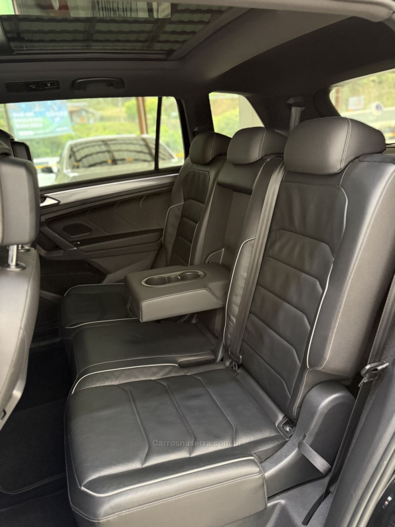 TIGUAN 2.0 ALLSPACE R-LINE 350 TSI 4X4 GASOLINA 4P - 2020 - FARROUPILHA