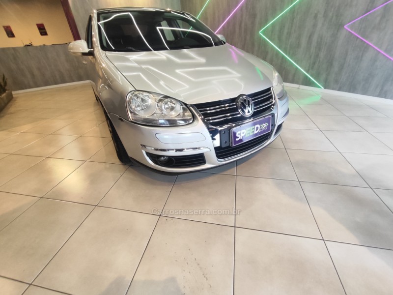 JETTA 2.5 I 20V 170CV GASOLINA 4P TIPTRONIC - 2008 - CAXIAS DO SUL