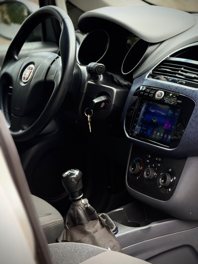 PUNTO 1.4 ATTRACTIVE 8V FLEX 4P MANUAL - 2012 - ENCANTADO