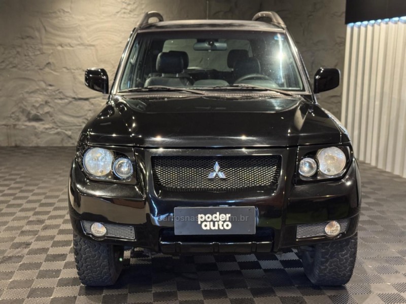 PAJERO TR4 2.0 4X4 16V 140CV FLEX 4P AUTOMÁTICO - 2009 - FARROUPILHA