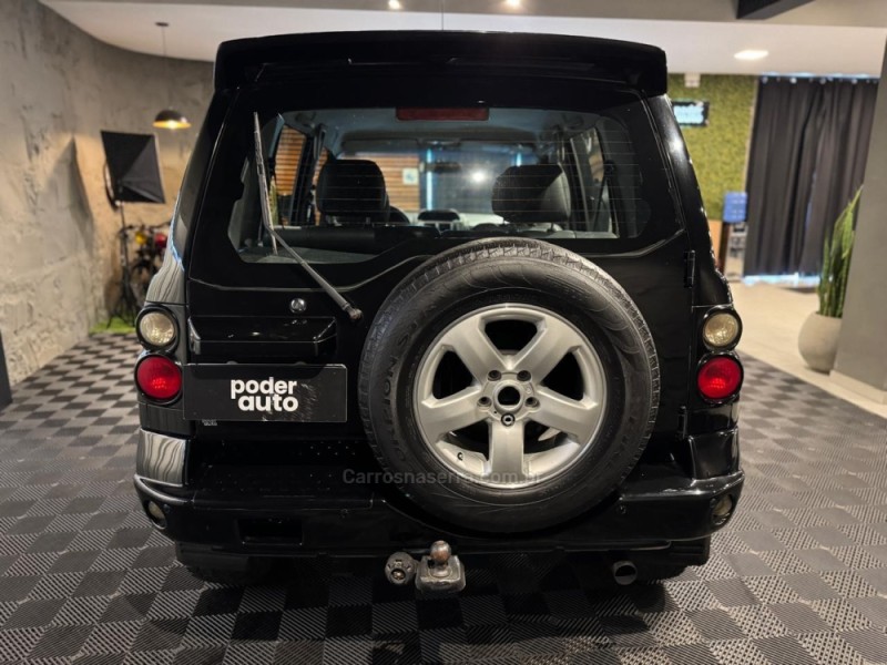 PAJERO TR4 2.0 4X4 16V 140CV FLEX 4P AUTOMÁTICO - 2009 - FARROUPILHA