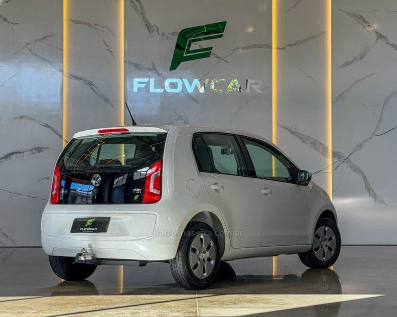UP 1.0 TSI MOVE UP 12V FLEX 4P MANUAL - 2016 - GARIBALDI