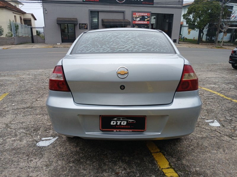 PRISMA 1.4 MPFI MAXX 8V FLEX 4P MANUAL - 2011 - FARROUPILHA