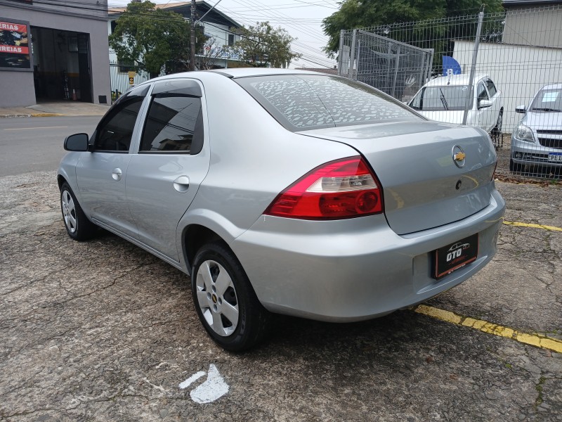 PRISMA 1.4 MPFI MAXX 8V FLEX 4P MANUAL - 2011 - FARROUPILHA