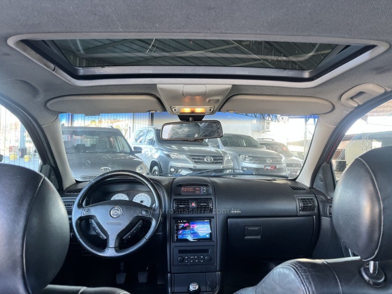 ASTRA 2.0 SFI GSI 16V GASOLINA 4P MANUAL - 2005 - CAXIAS DO SUL