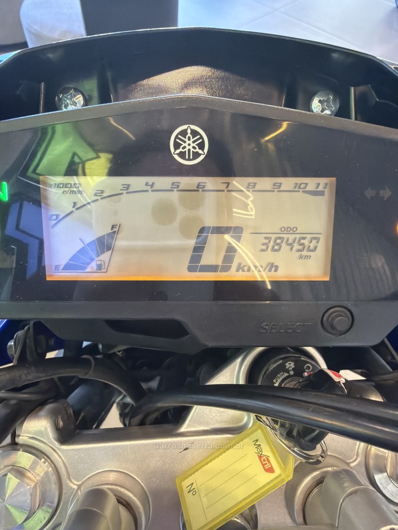 XTZ 250 LANDER - 2023 - VERANóPOLIS