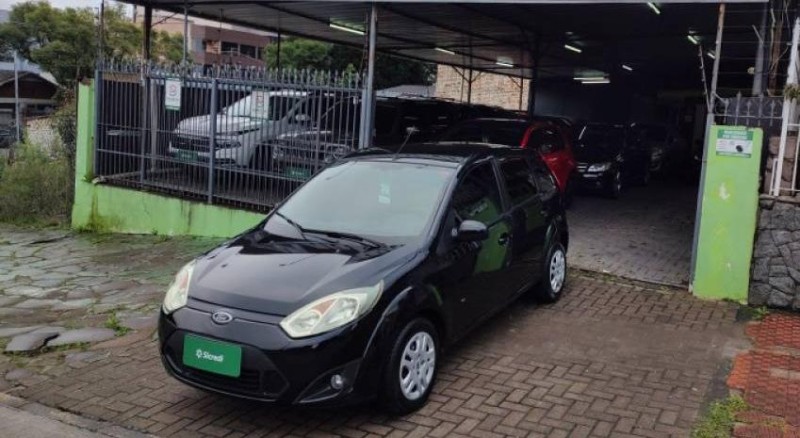 fiesta 1.6 se hatch 16v flex 4p manual 2014 caxias do sul