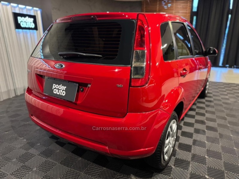 FIESTA 1.6 MPI CLASS 8V GASOLINA 4P MANUAL - 2013 - FARROUPILHA