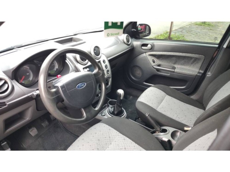 FIESTA 1.6 SE HATCH 16V FLEX 4P MANUAL - 2014 - CAXIAS DO SUL