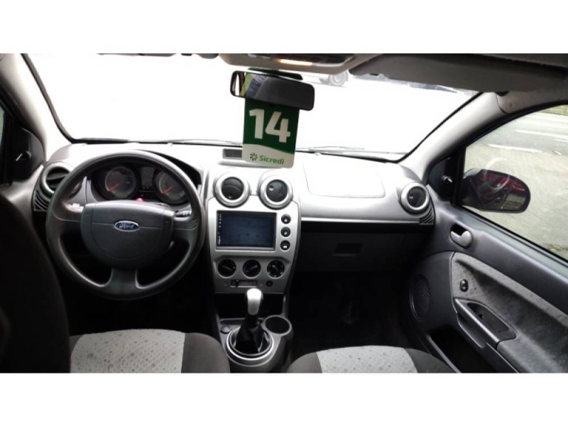 FIESTA 1.6 SE HATCH 16V FLEX 4P MANUAL - 2014 - CAXIAS DO SUL
