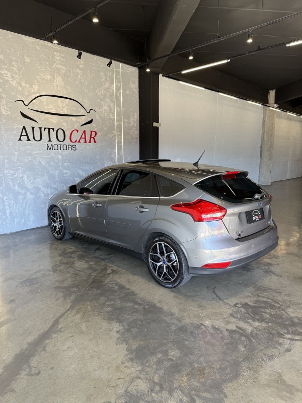 FOCUS 2.0 TITANIUM PLUS 16V FLEX 4P AUTOMÁTICO - 2016 - CAXIAS DO SUL