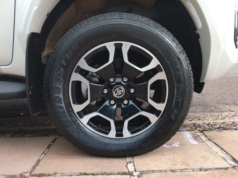 HILUX 2.8 SRX PLUS 4X4 CD TURBO DIESEL 4P AUTOMÁTICO - 2024 - NOVO HAMBURGO