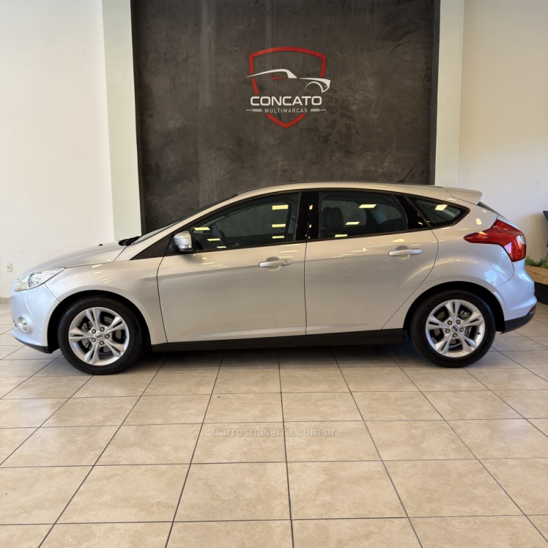 FOCUS 1.6 SE 16V FLEX 4P AUTOMÁTICO - 2014 - FARROUPILHA