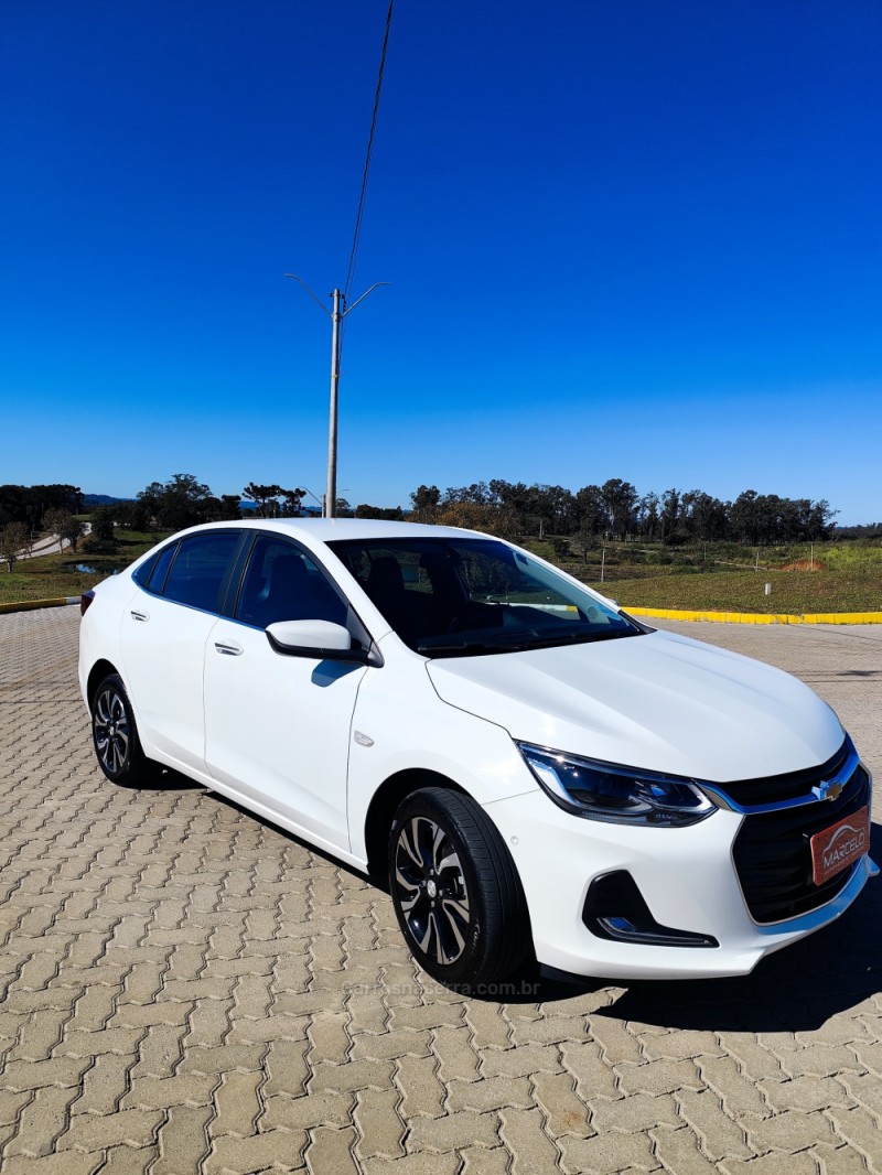 ONIX 1.0	PREMIER II PLUS 12V TURBO FLEX 4P AUTOMÁTICO - 2025 - GUAPORé