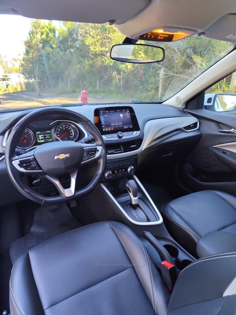 ONIX 1.0	PREMIER II PLUS 12V TURBO FLEX 4P AUTOMÁTICO - 2025 - GUAPORé