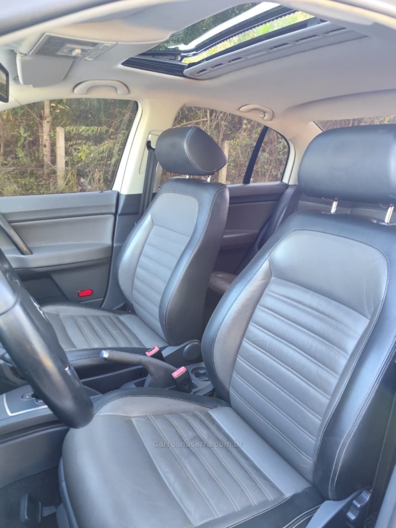 POLO SEDAN 1.6 MI COMFORTLINE 8V FLEX 4P AUTOMATIZADO - 2014 - GUAPORé