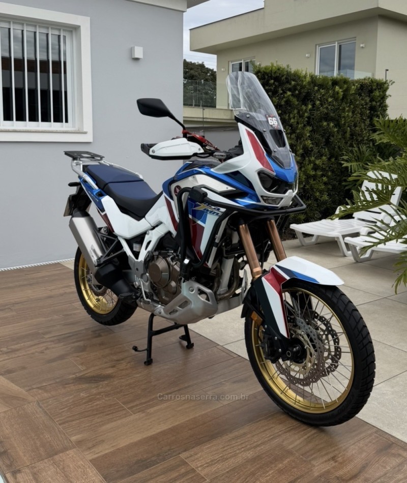 crf 1100l africa twin adventure sports es  2022 bento goncalves