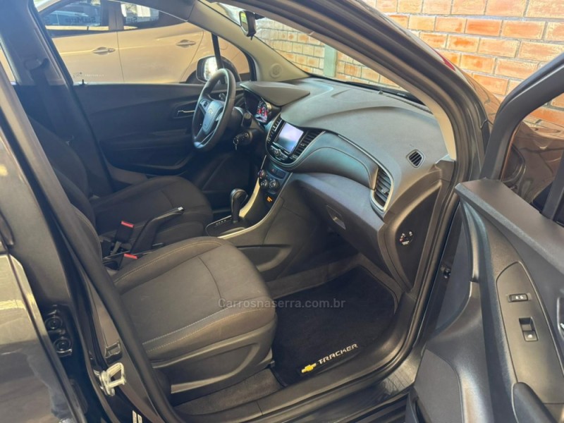 TRACKER 1.4 16V TURBO FLEX LT AUTOMÁTICO - 2018 - SãO MARCOS