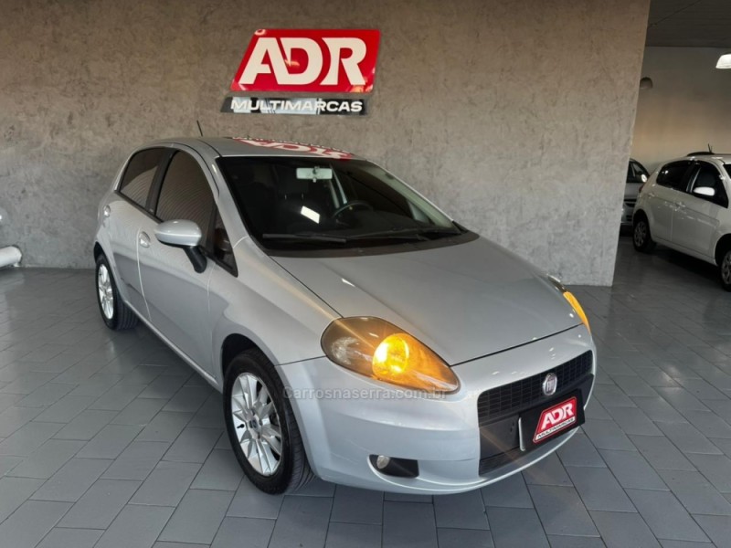 PUNTO 1.6 ESSENCE 16V FLEX 4P MANUAL - 2012 - CAXIAS DO SUL