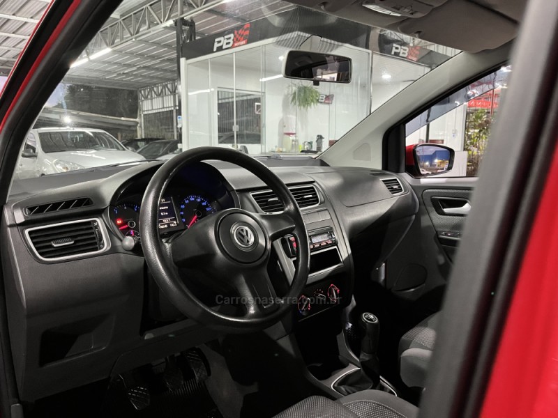 FOX 1.0 MI 8V FLEX 4P MANUAL - 2011 - CAXIAS DO SUL