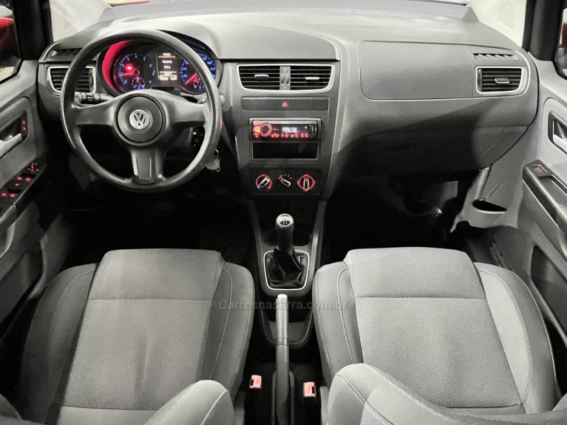 FOX 1.0 MI 8V FLEX 4P MANUAL - 2011 - CAXIAS DO SUL
