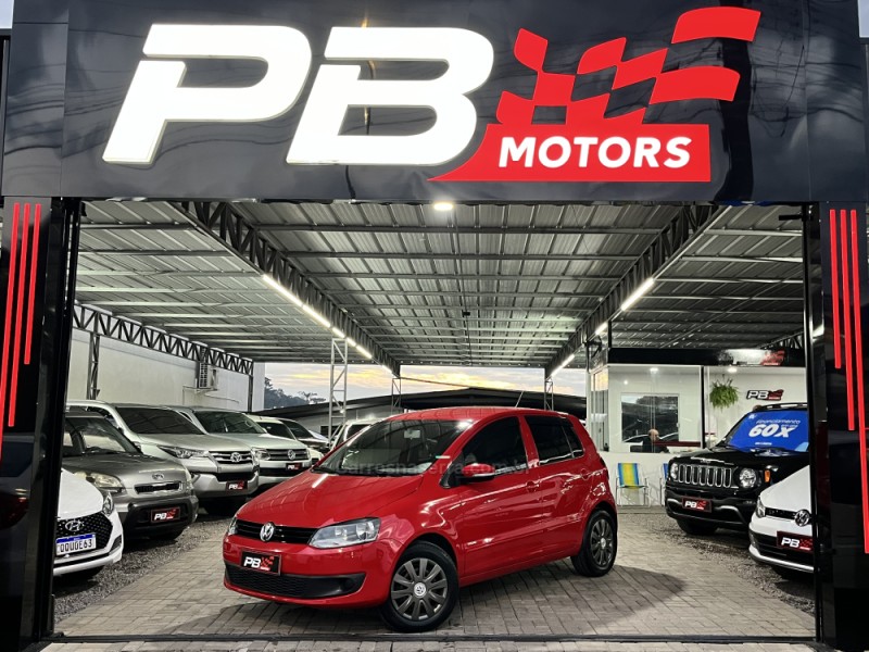 FOX 1.0 MI 8V FLEX 4P MANUAL - 2011 - CAXIAS DO SUL