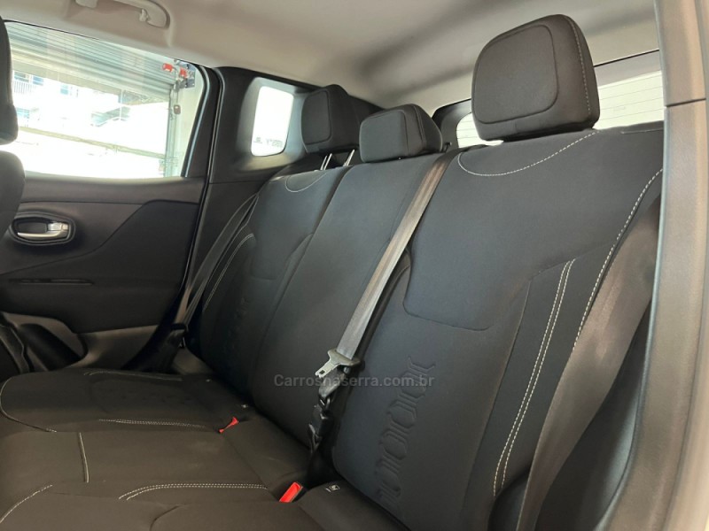 RENEGADE 1.3 T270 16V TURBO FLEX 4P AUTOMÁTICO - 2024 - BENTO GONçALVES