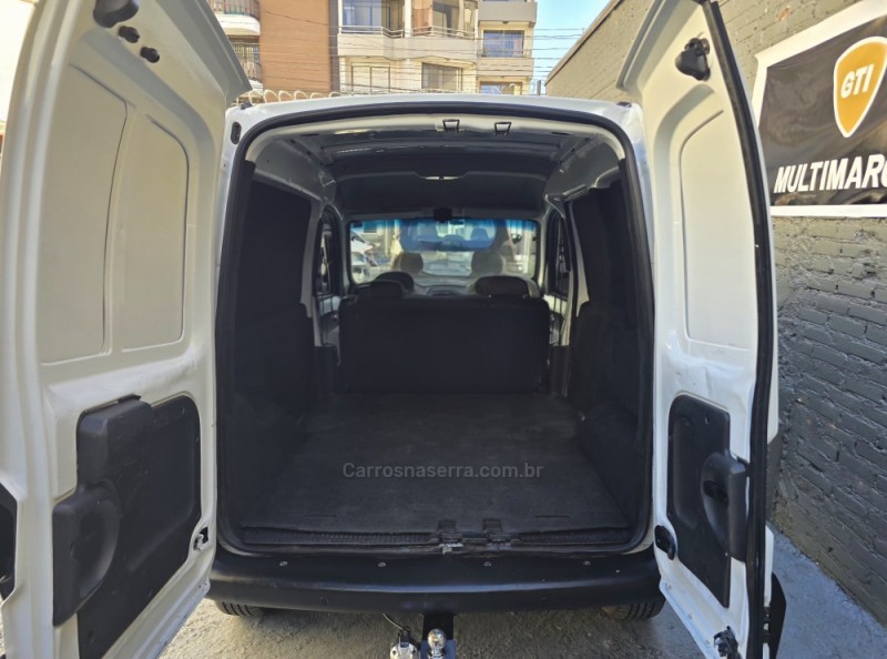 KANGOO 1.6 EXPRESSION 16V FLEX 4P MANUAL - 2015 - CAXIAS DO SUL