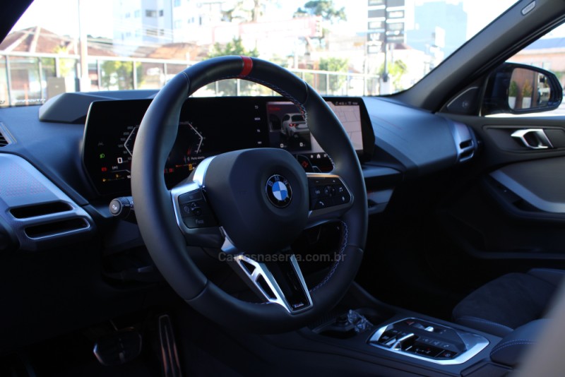 M 135I 2.0 16V TURBO GASOLINA 4P AUTOMÁTICO - 2026 - CAXIAS DO SUL