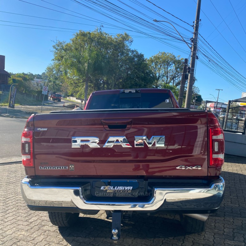 2500 LARAMIE 6.7 CD 4X4 TDI DIESEL 4P AUTOMÁTICA - 2024 - MONTENEGRO