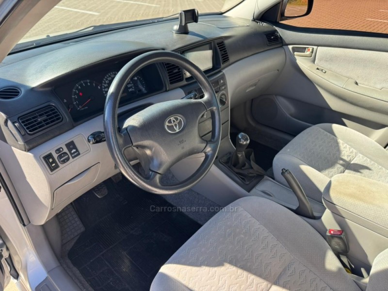 COROLLA 1.8 XEI 16V GASOLINA 4P MANUAL - 2004 - CAXIAS DO SUL