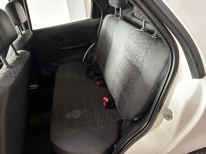 PALIO 1.0 MPI FIRE ECONOMY 8V FLEX 4P MANUAL - 2010 - BOM PRINCíPIO