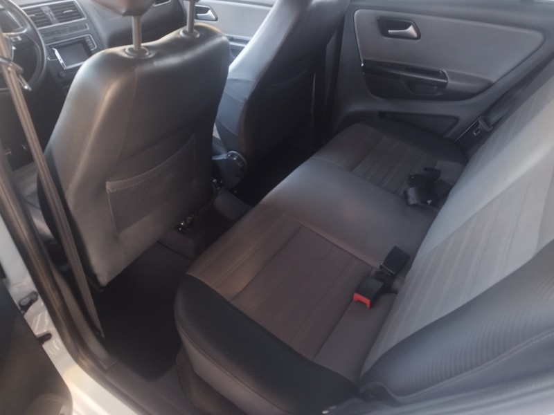 CROSSFOX 1.6 MSI FLEX 16V 4P MANUAL - 2017 - VERANóPOLIS