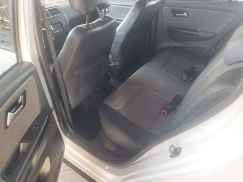 CROSSFOX 1.6 MSI FLEX 16V 4P MANUAL - 2017 - VERANóPOLIS