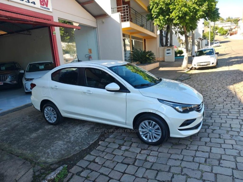 CRONOS 1.3 DRIVE 8V FLEX 4P MANUAL - 2024 - GUAPORé