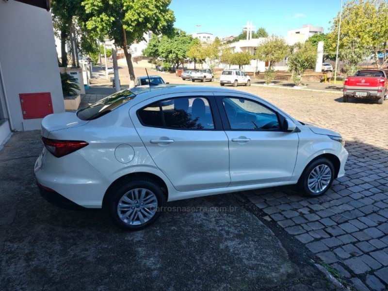 CRONOS 1.3 DRIVE 8V FLEX 4P MANUAL - 2024 - GUAPORé
