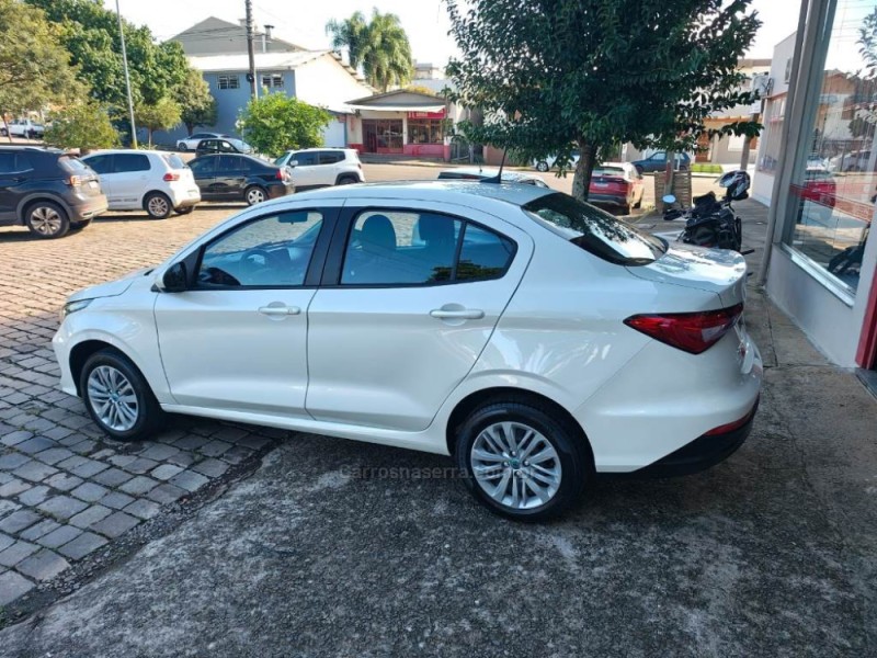CRONOS 1.3 DRIVE 8V FLEX 4P MANUAL - 2024 - GUAPORé