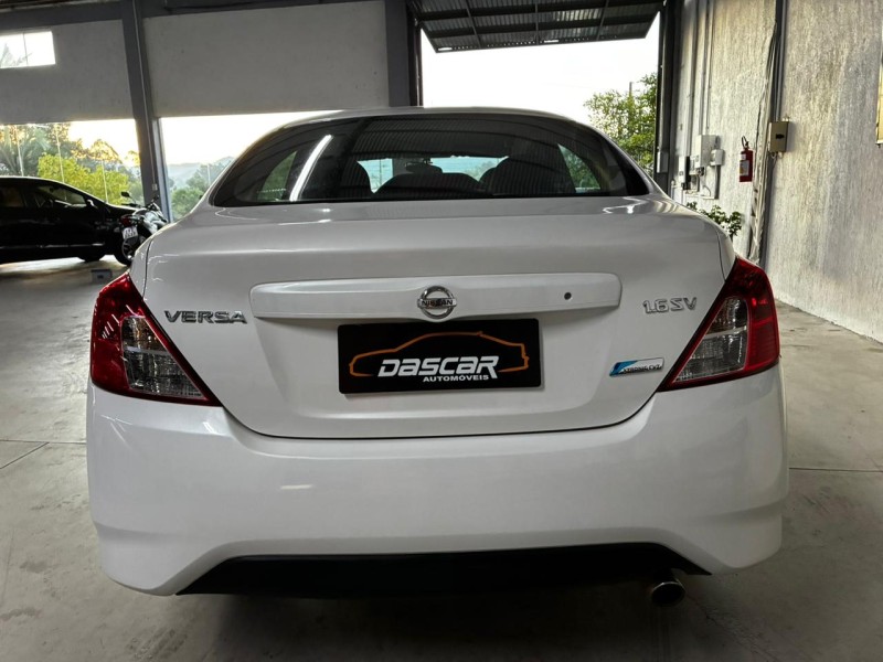 VERSA 1.6 16V FLEX SV 4P XTRONIC - 2018 - BOM PRINCíPIO