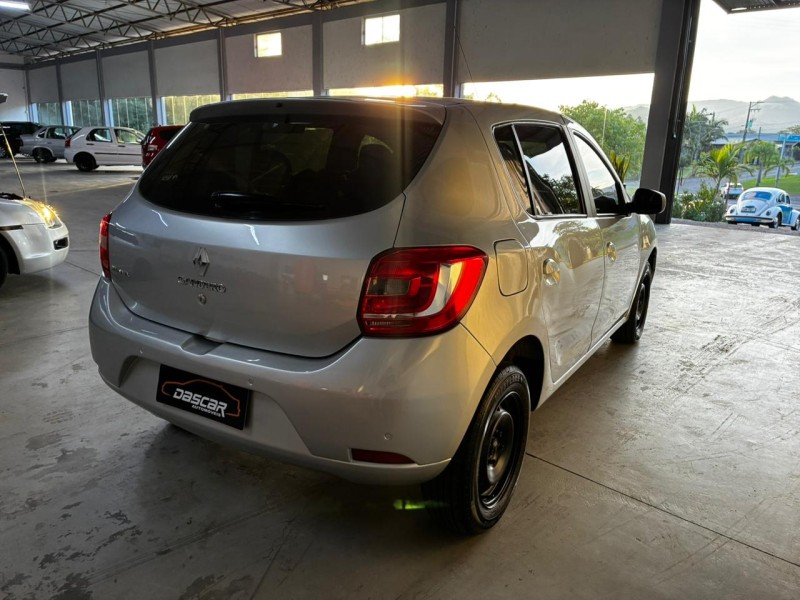 SANDERO 1.0 EXPRESSION 12V FLEX 4P MANUAL - 2018 - BOM PRINCíPIO