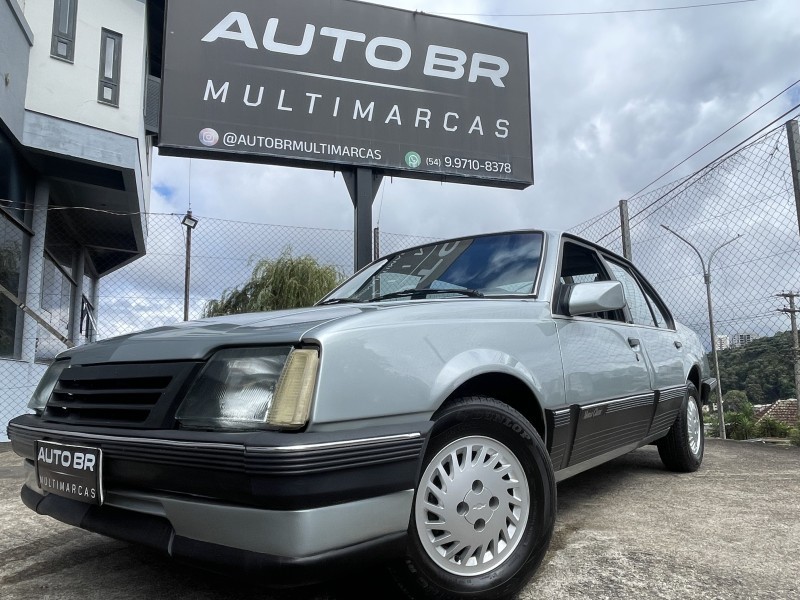 MONZA 2.0 MPFI CLASSIC SE 8V GASOLINA 4P MANUAL - 1987 - CAXIAS DO SUL