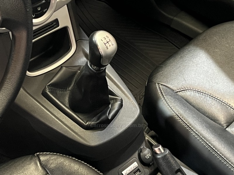 FIESTA 1.6 SEL HATCH 16V FLEX 4P MANUAL - 2017 - BENTO GONçALVES