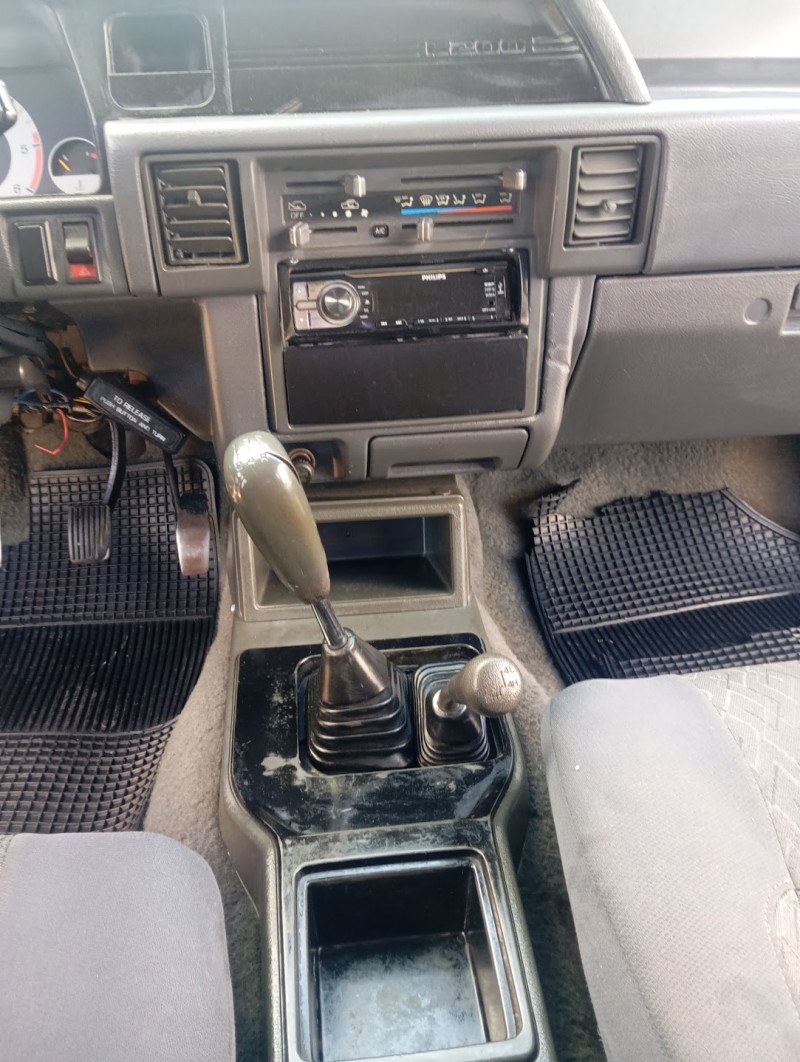 L200 2.5 GLS 4X4 CD 8V TURBO DIESEL 4P MANUAL - 2004 - CAXIAS DO SUL