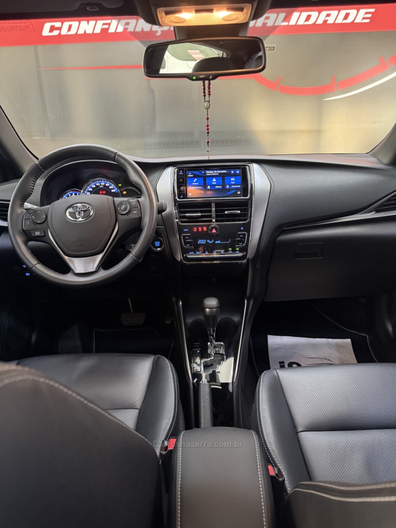 YARIS 1.5 XLS FLEX 4P AUTOMÁTICO - 2023 - FARROUPILHA