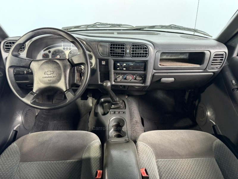 S10 2.4 ADVANTAGE 4X2 CD 8V FLEX 4P MANUAL - 2008 - VACARIA