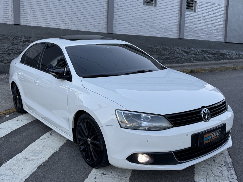 jetta 2.0 tsi dsg highline 200cv gasolina 4p automatico 2012 caxias do sul