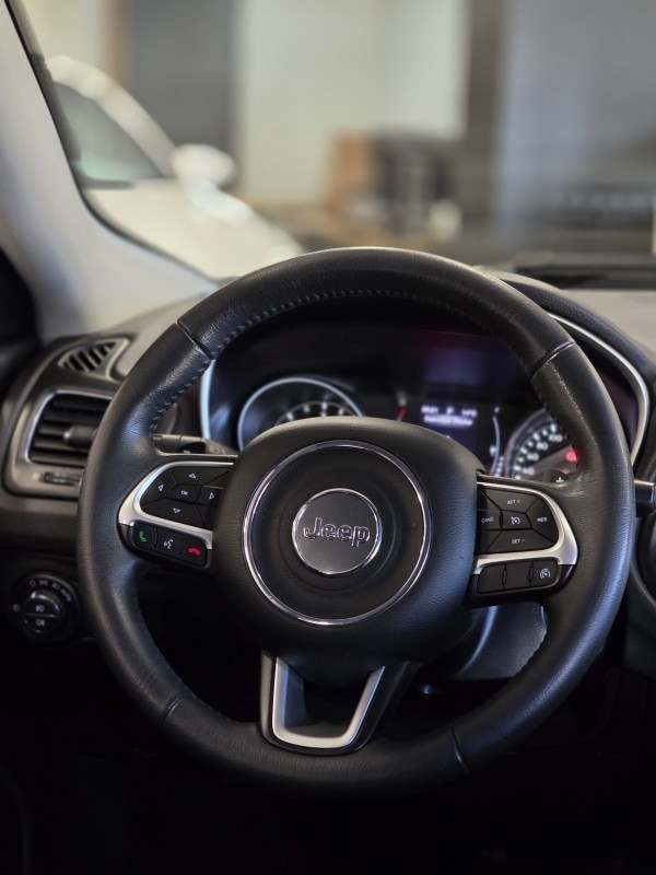 COMPASS 2.0 16V DIESEL LONGITUDE 4X4 AUTOMÁTICO - 2017 - CAXIAS DO SUL