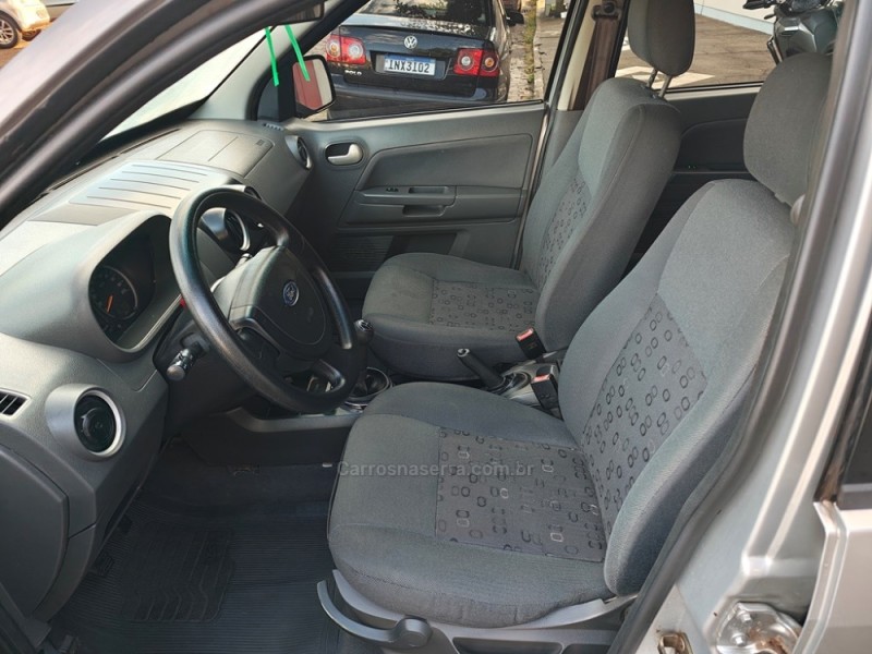 ECOSPORT 1.6 XLT 8V GASOLINA 4P MANUAL - 2004 - GUAPORé
