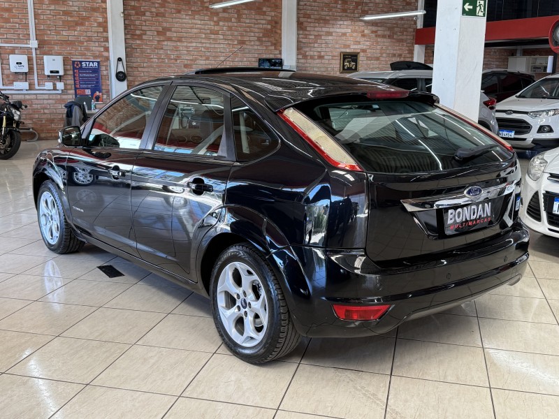 FOCUS 2.0 TITANIUM 16V FLEX 4P AUTOMÁTICO - 2012 - FARROUPILHA